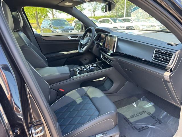 2026 Volkswagen Atlas Cross Sport SEL Premium R-Line