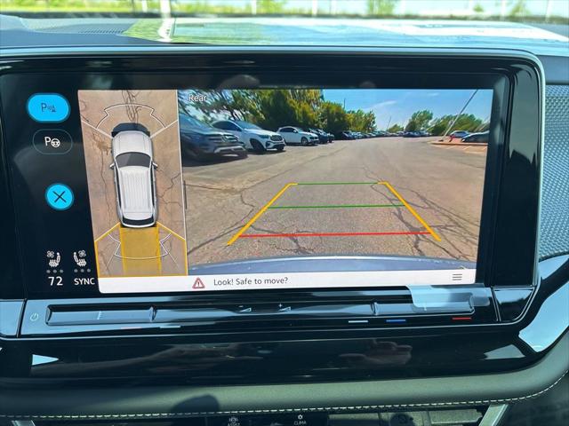 2026 Volkswagen Atlas Cross Sport SEL Premium R-Line