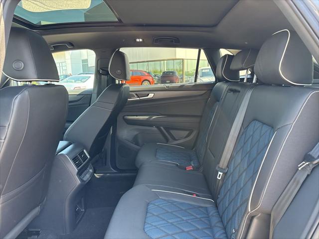 2026 Volkswagen Atlas Cross Sport SEL Premium R-Line