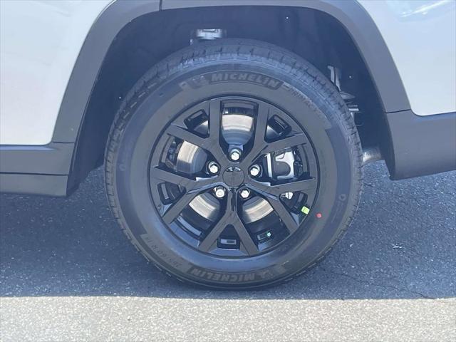 2026 Jeep Grand Cherokee L Altitude 4x4