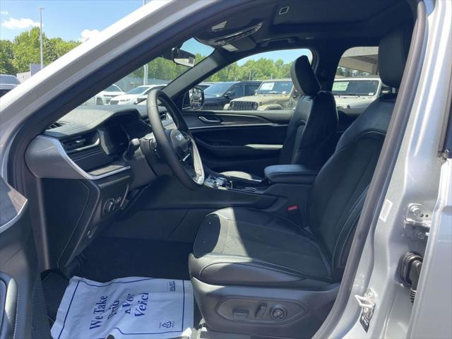 2026 Jeep Grand Cherokee L Altitude 4x4