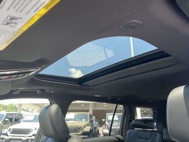 2026 Jeep Grand Cherokee L Altitude 4x4