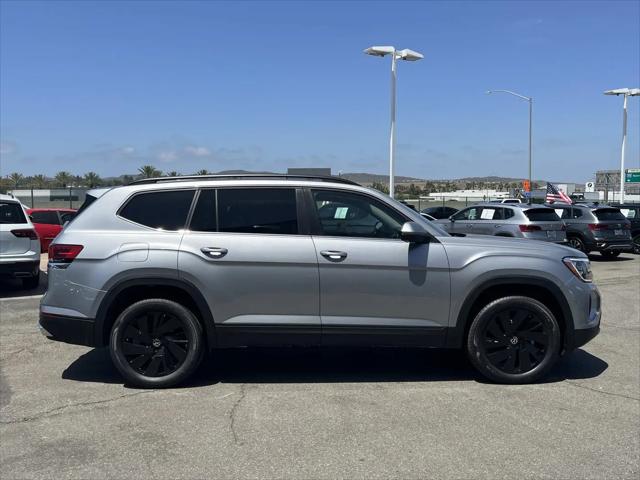 2026 Volkswagen Atlas SE with Technology