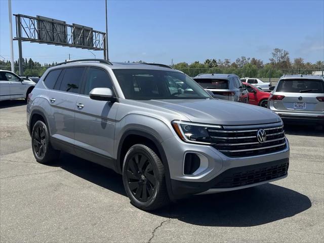 2026 Volkswagen Atlas SE with Technology