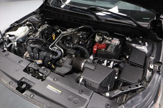 2025 Nissan Altima SR FWD