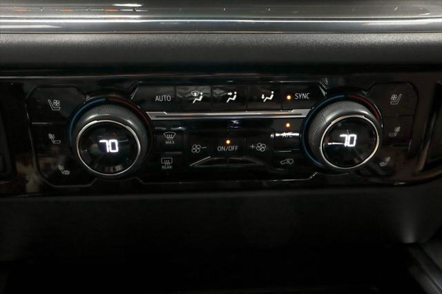 2023 Chevrolet Silverado 1500 4WD Crew Cab Short Bed High Country
