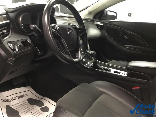2016 Buick LaCrosse Base