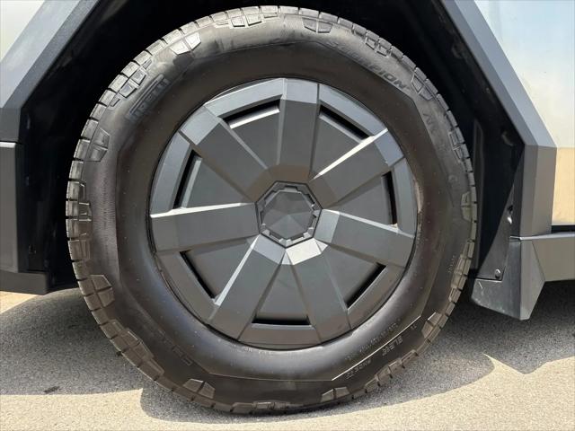 2024 Tesla Cybertruck All-Wheel Drive