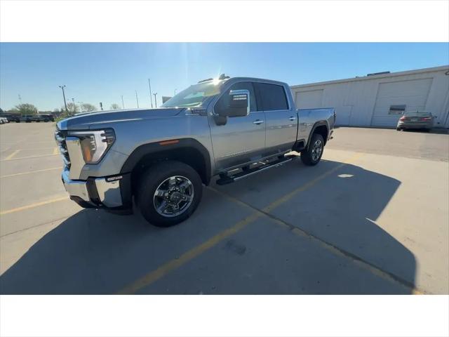 2026 GMC Sierra 2500HD Crew Cab, Standard Bed, SLT, 4WD