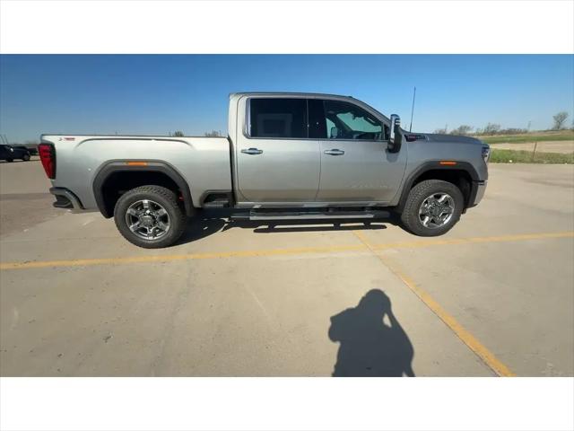 2026 GMC Sierra 2500HD Crew Cab, Standard Bed, SLT, 4WD