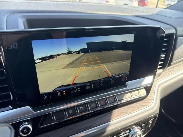 2026 GMC Sierra 2500HD Crew Cab, Standard Bed, SLT, 4WD