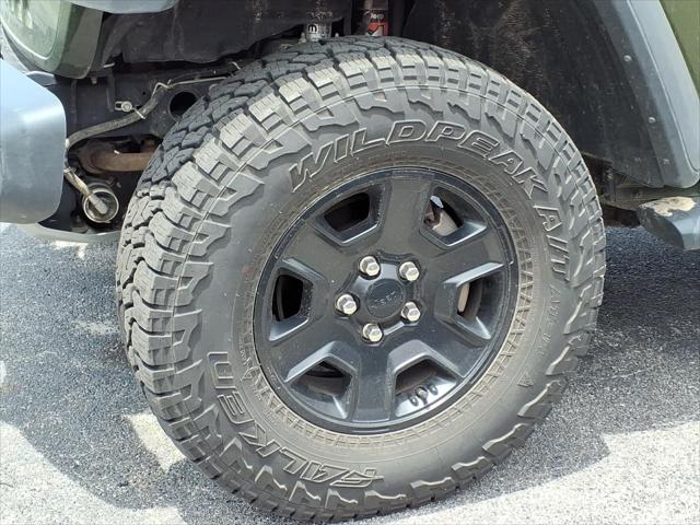 2023 Jeep Gladiator Sport