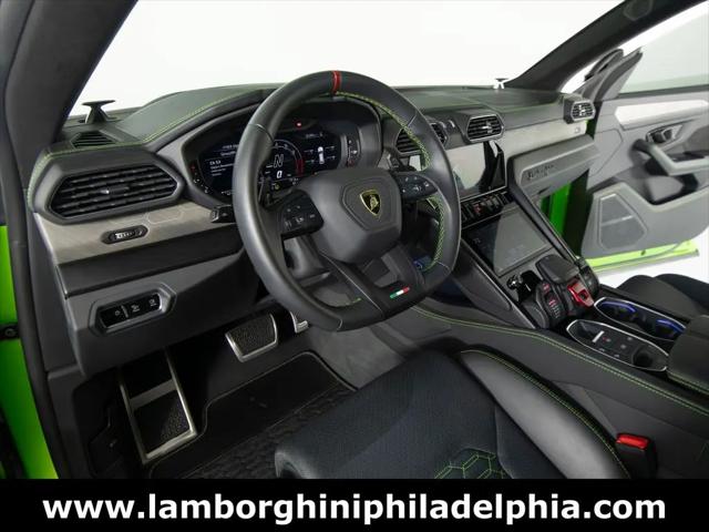 2023 Lamborghini Urus S