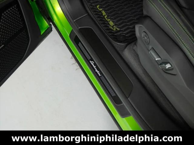 2023 Lamborghini Urus S