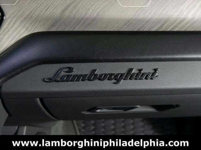 2023 Lamborghini Urus S