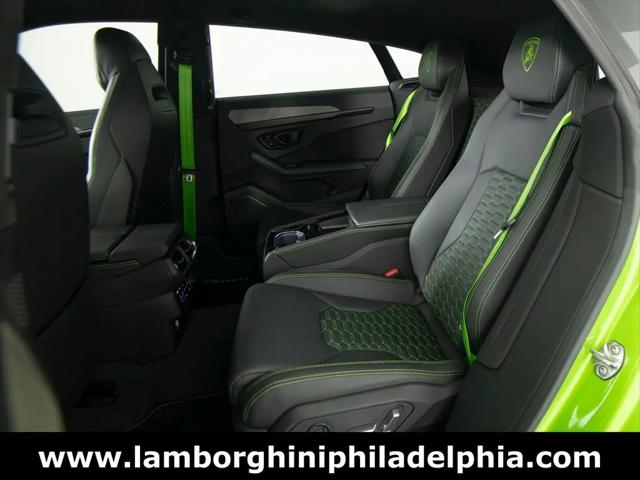 2023 Lamborghini Urus S