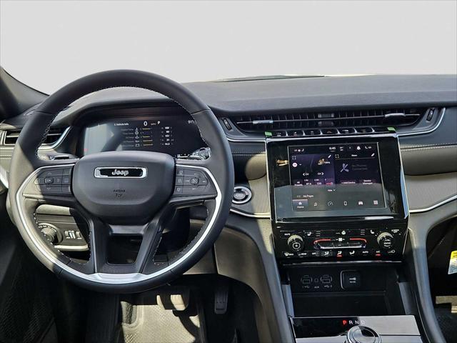 2026 Jeep Grand Cherokee Altitude 4x4
