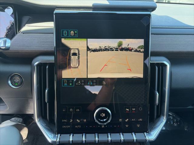 2026 GMC Acadia Denali AWD
