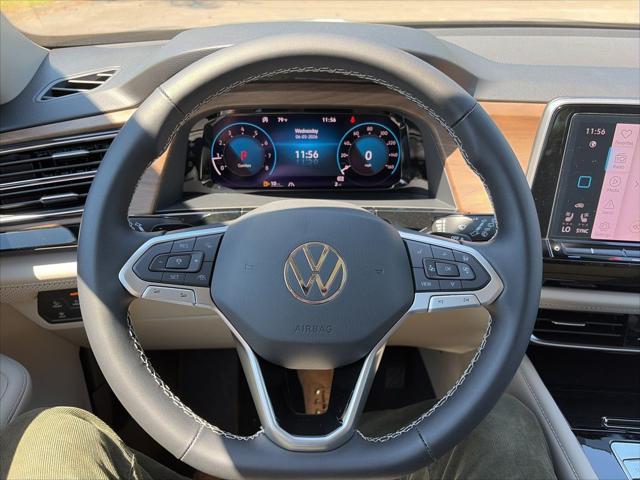 2026 Volkswagen Atlas SE with Technology