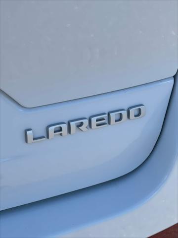 2026 Jeep Grand Cherokee Laredo 4x4