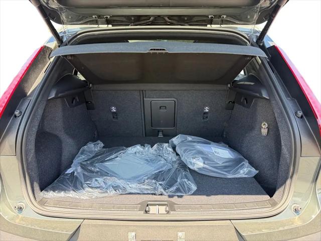 2026 Volvo EX40 Plus, Single Motor Extended Range, Fully electric