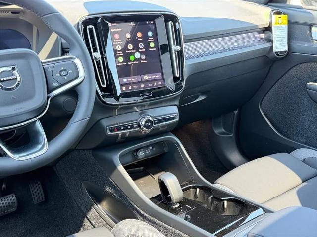 2026 Volvo EX40 Plus, Single Motor Extended Range, Fully electric