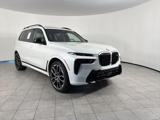 2025 BMW X7 M60i