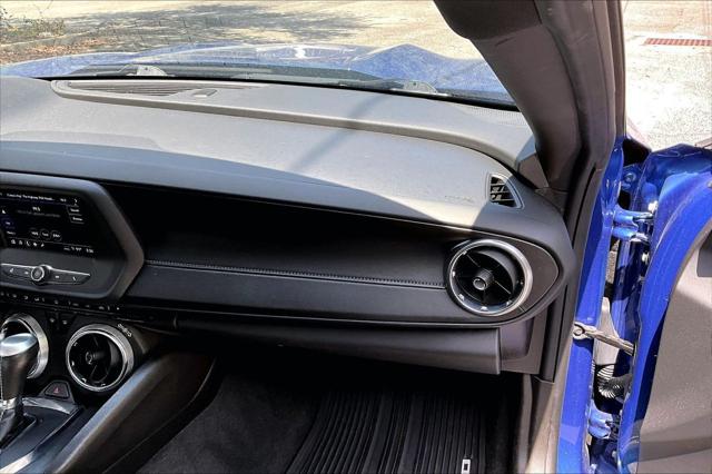 2023 Chevrolet Camaro RWD Coupe 1LT