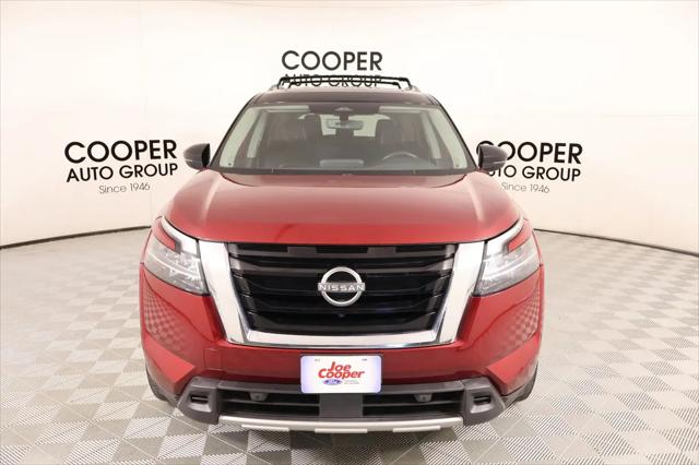 2023 Nissan Pathfinder SL FWD