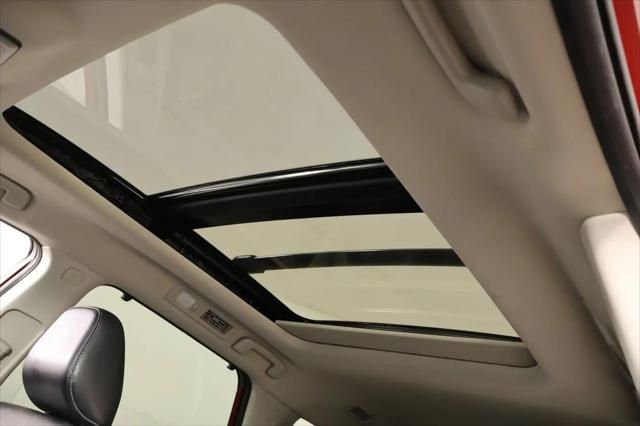 2023 Nissan Pathfinder SL FWD