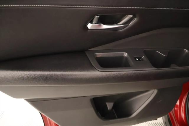2023 Nissan Pathfinder SL FWD