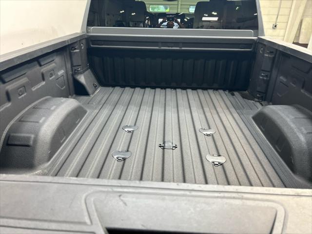 2024 Chevrolet Silverado 2500HD 4WD Crew Cab Standard Bed Custom
