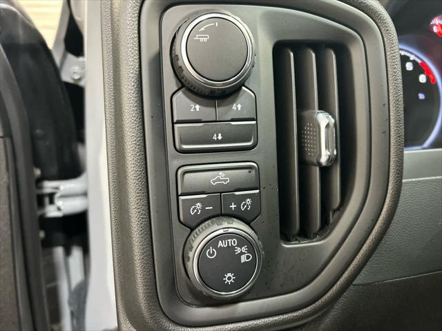 2024 Chevrolet Silverado 2500HD 4WD Crew Cab Standard Bed Custom