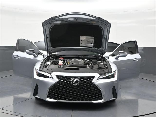 2023 Lexus IS 300 300