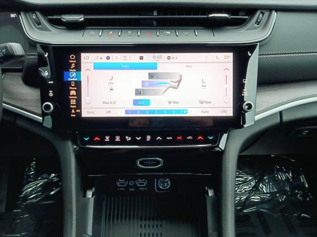 2026 Jeep Grand Cherokee L Altitude 4x2