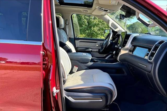 2025 Ram 1500 Tungsten Crew Cab 4x4 5'7" Box
