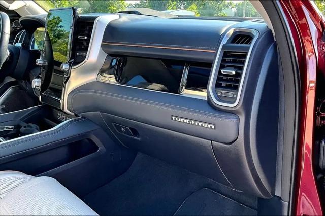 2025 Ram 1500 Tungsten Crew Cab 4x4 5'7" Box
