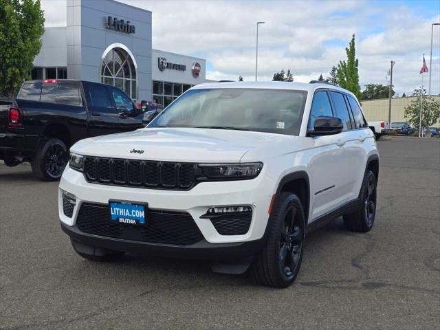 2023 Jeep Grand Cherokee Limited 4x4 for sale in Roseburg, OR