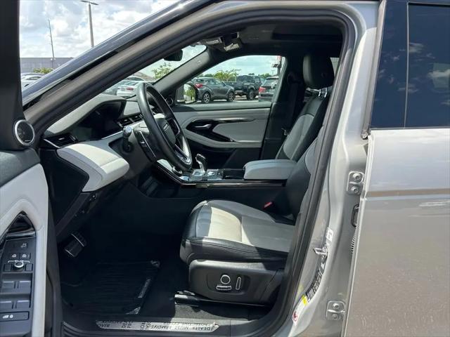 2022 Land Rover Range Rover Evoque R-Dynamic SE