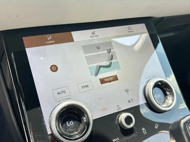 2022 Land Rover Range Rover Evoque R-Dynamic SE