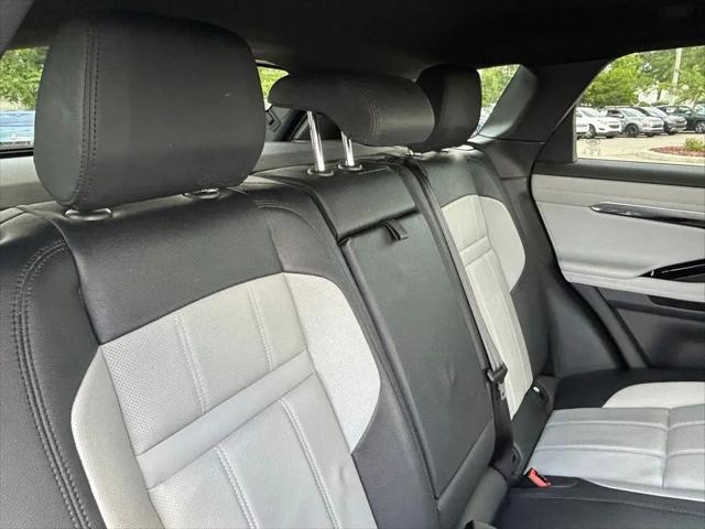 2022 Land Rover Range Rover Evoque R-Dynamic SE