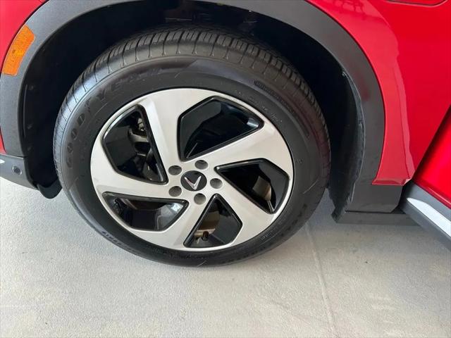 2025 INFINITI VF 8 Eco