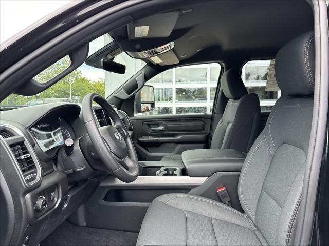 2026 Ram 1500 Express Crew Cab 4x4 5'7" Box