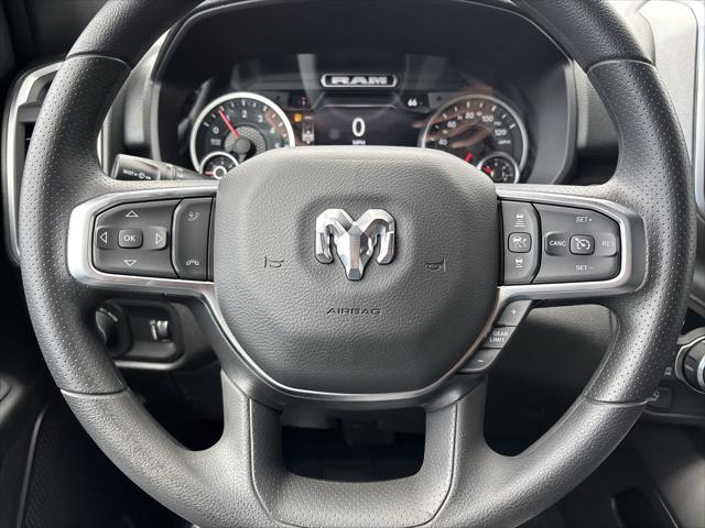 2026 Ram 1500 Express Crew Cab 4x4 5'7" Box