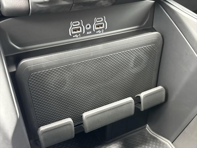 2026 Ram 1500 Express Crew Cab 4x4 5'7" Box