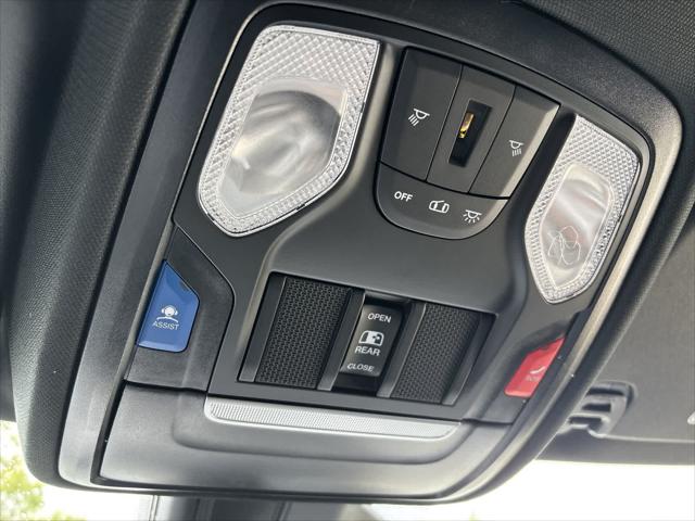 2026 Ram 1500 Express Crew Cab 4x4 5'7" Box