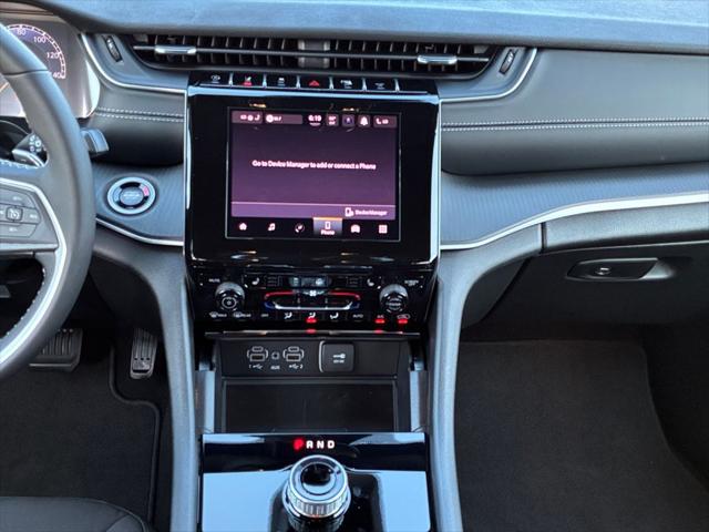 2026 Jeep Grand Cherokee L Altitude 4x2