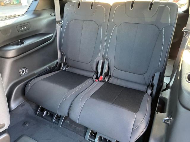 2026 Jeep Grand Cherokee L Altitude 4x2