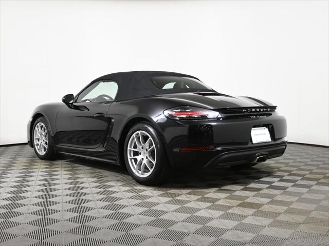 2022 Porsche 718 Boxster T