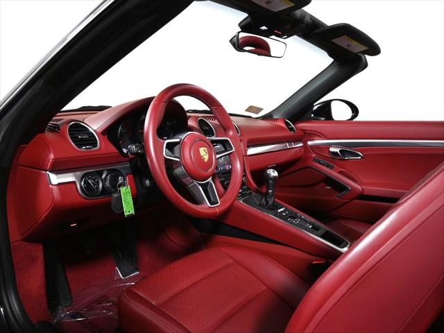 2022 Porsche 718 Boxster T
